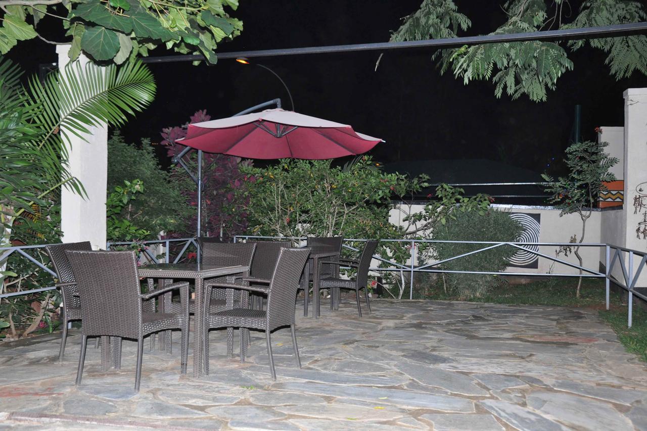 Zebra Boutique Hotel Kigali Exterior photo