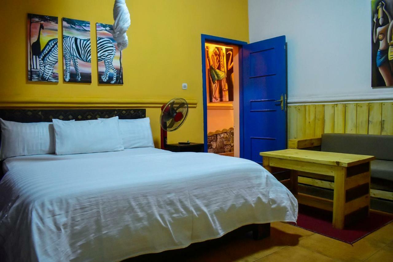 Zebra Boutique Hotel Kigali Exterior photo