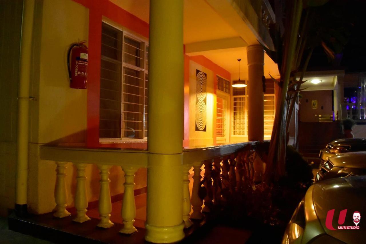 Zebra Boutique Hotel Kigali Exterior photo